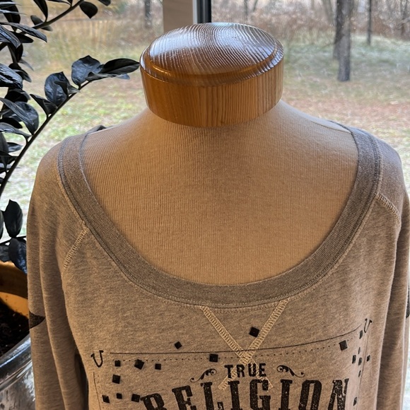 EUC True Religion top - Picture 4 of 9